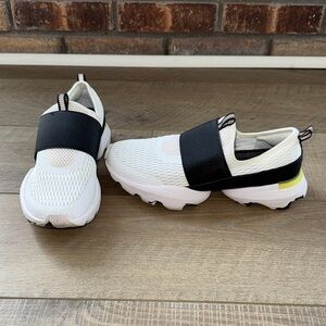 Sorel Kinetic Impact White and Black Slip-On Sneakers